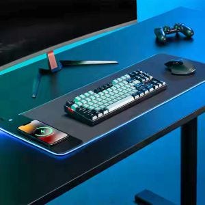 Sous-main RGB SU24 avec station de charge 80cm Mouse Pad éclairé DPL1