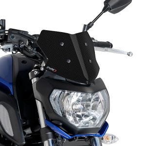 Pare-brise compatible avec Yamaha MT-07 18-24 Carbon look Puig NG Sport
